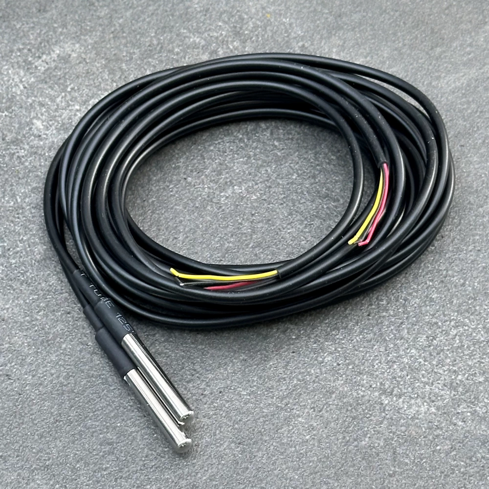Wasserdichter DS18B20 Temperatursensor mit Edelstahlhülse und drei Anschlusskabeln